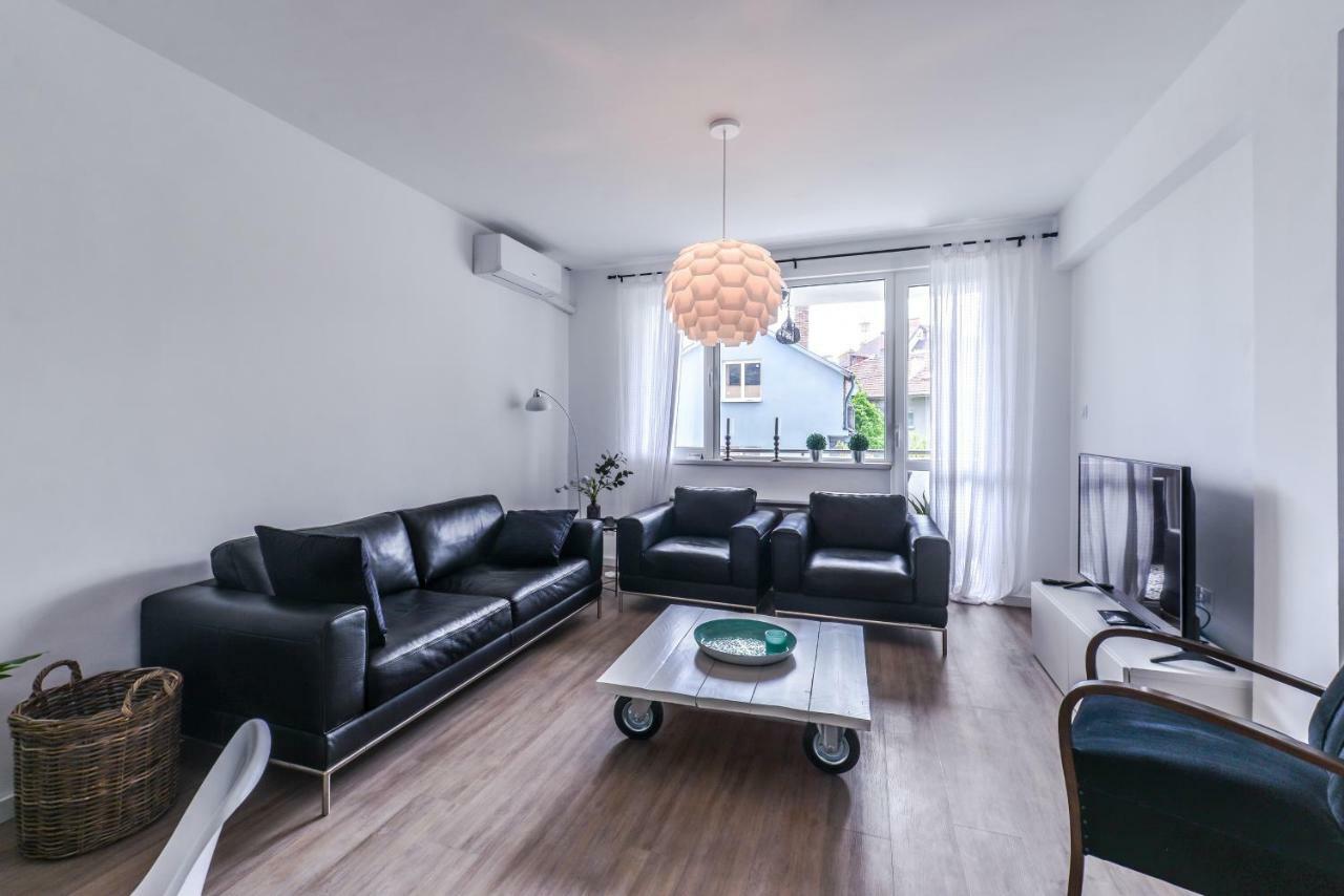 66 Apartment - Stylish Two Bedroom In Lozenets District By Flat Mаnager София Экстерьер фото